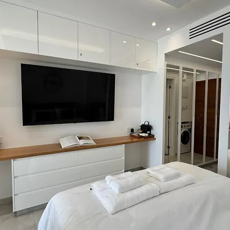 Apartament The Ocean - Luxury At The Harbor