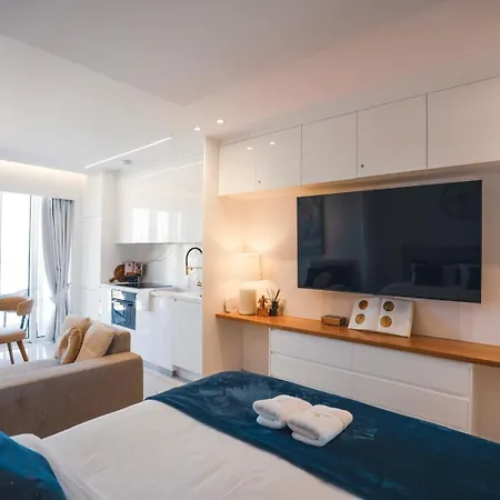 The Ocean - Luxury At The Harbor شقة *